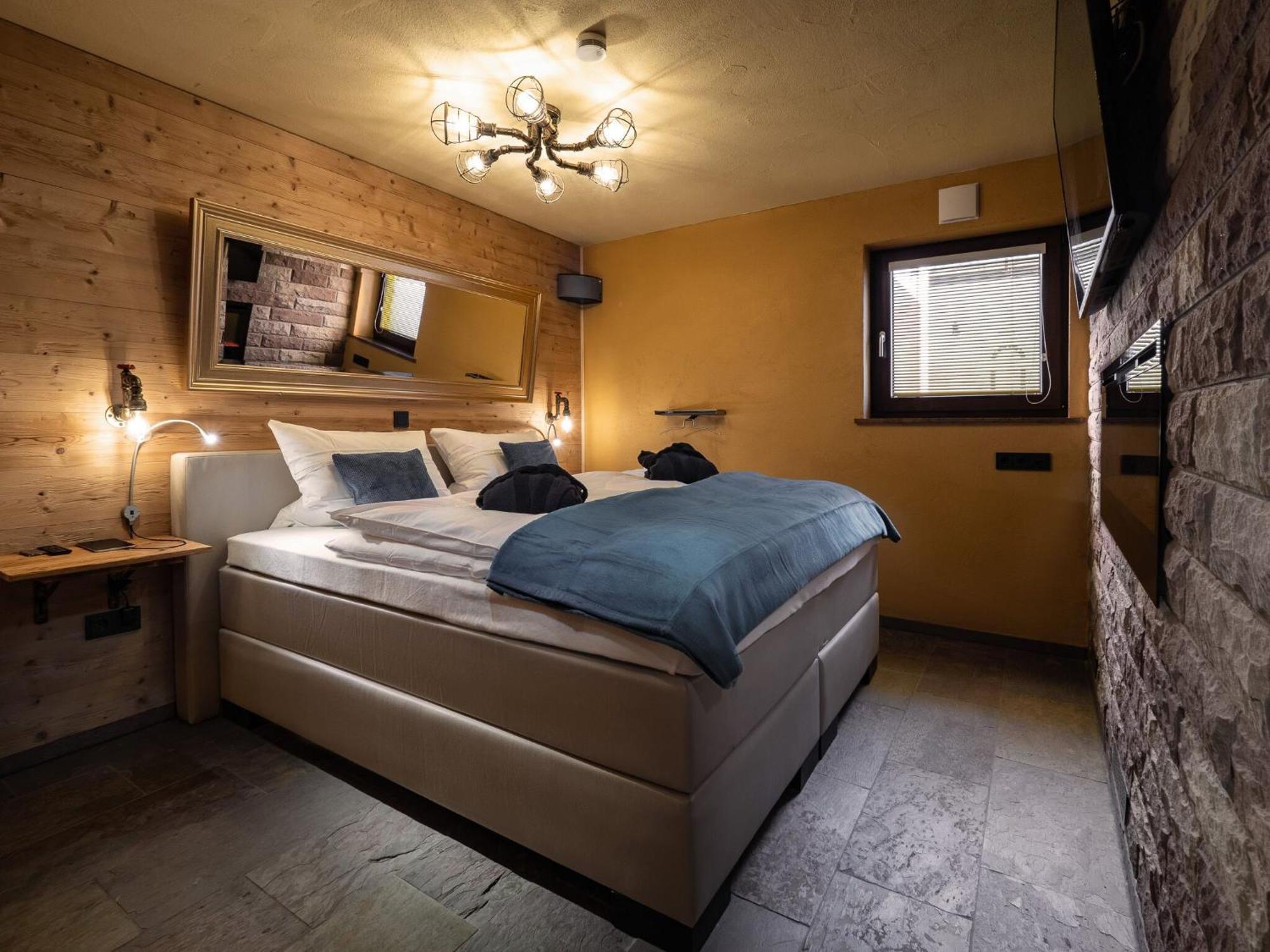 Ferienwohnung Altschloss Eppenbrunn Экстерьер фото